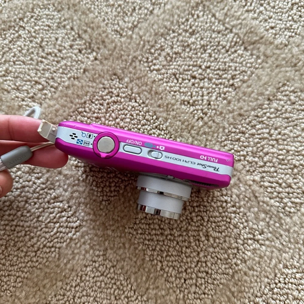 Canon Pink Compact Digital Camera with Silver Lens